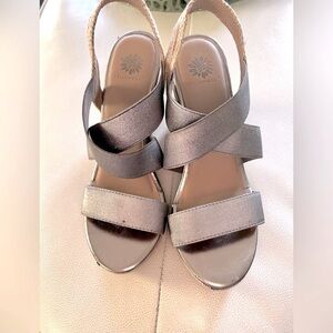 Yellow Box Women's Metallic Espadrille Wedges Size 8.5